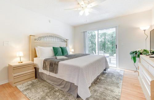 Condo with Pool Access and Patio 8 Mi to Disney! - Foto 14