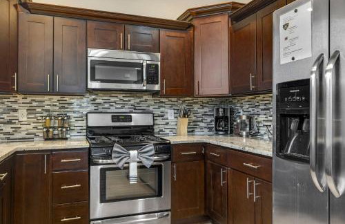 Mountain Peaks Getaway 4BR4BA Pet-Friendly Central AC Near Downtown Trails - Foto 8