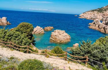 2-bedroomed modern apartment with seaview - Foto 42