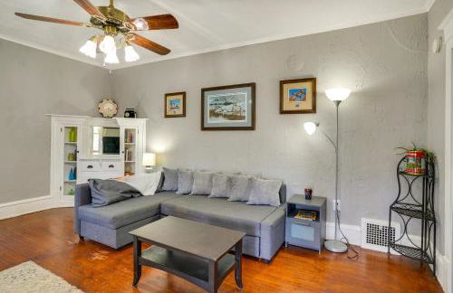 Snowmobile Trail On-Site Lakefront Mound Apt! - Foto 5