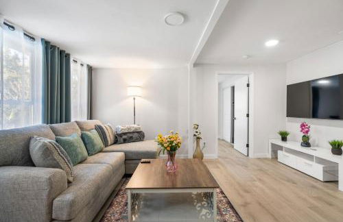 Updated Sarasota Retreat Spa Hot Tub Prime Location - Foto 29