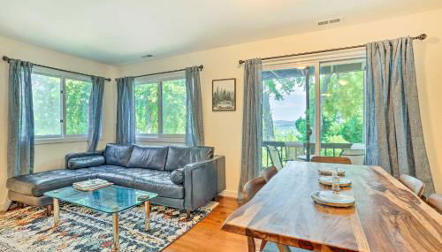 Sun-Lit Vernon Condo Less Than 2 Mi to Ski Resort! - Foto 2