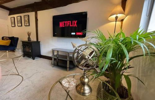 Town Centre Cottage - Photo 51