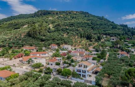 V and H House - Cozy & Ideal for Families, by ZanteWize - Foto 33