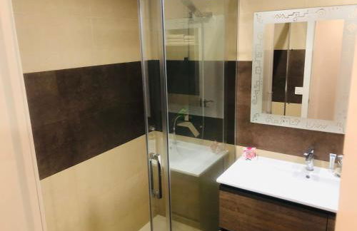 Enjoy Valencia - Photo 17