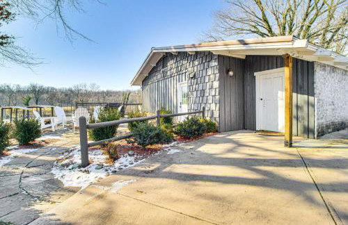 Fish House with Deck, Fire Pit and River Views - Foto 43