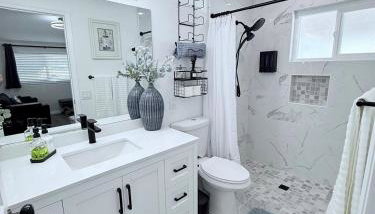 Private 1BR 1BA Suite, Kitchen, Fireplace, Parking - Foto 4