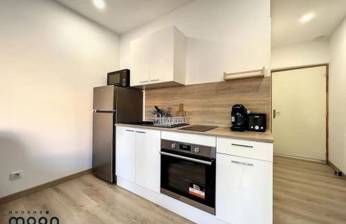 Studio rénové centre-ville de Lagnieu / WIFI - Foto 3