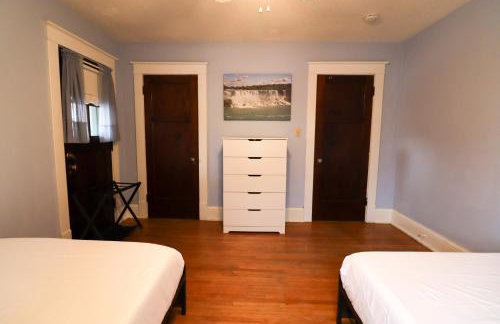 Spacious 6-bedroom house in charming Niagara Falls with AC - Foto 14