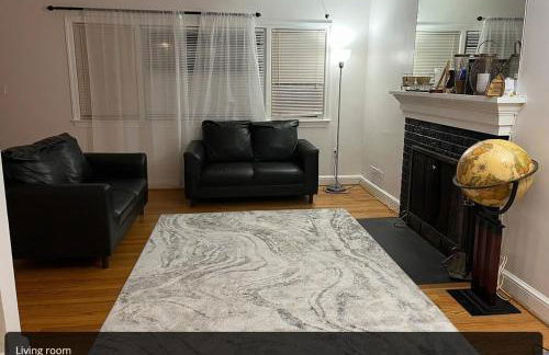 Spacious 5BR Arlington Home with Parking & Yard - Woodrow - Foto 3