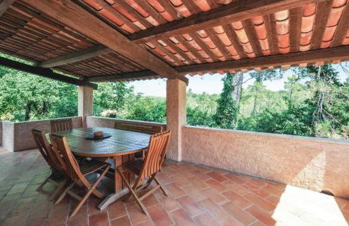 Beautiful Home In St Paul En Foret - Foto 5