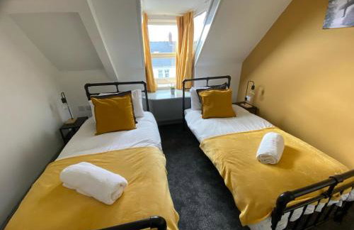 Westm-3 Bdrm 3 bathrooms 1 EnSuite Fab for contractors Free Parking and Wi-Fi - Foto 9