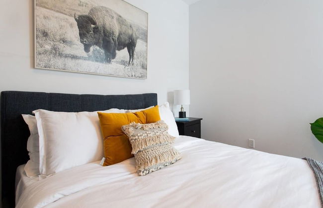 Spacious 2 Bedroom Condo in Little Italy - Foto 5