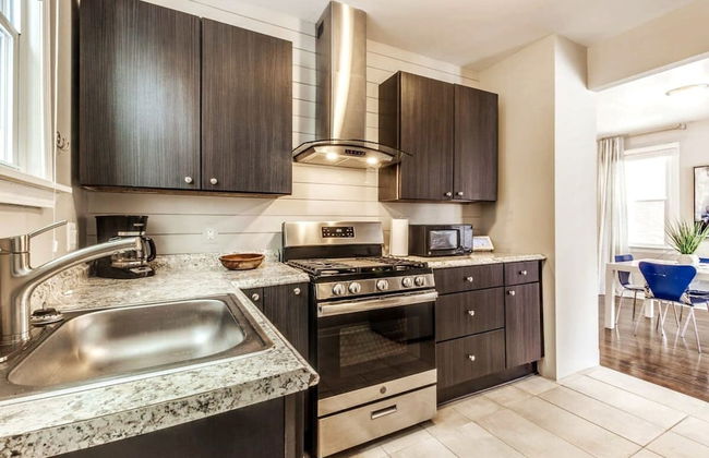 Great 6 Bedroom Peaceful Family Retreat in the University District - Foto 11