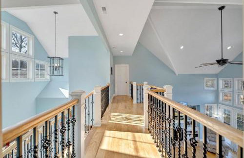 Serenity Shores - Private Lakefront Home with Dock - Foto 31