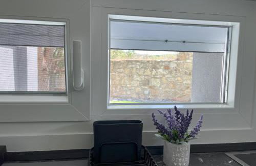 Modern Garden Apartment - City & Mountain View - Foto 21