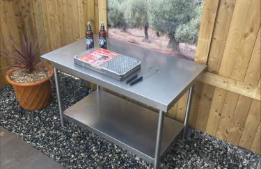 Bumblebee Barn, Luxury contemporary holiday home - Photo 5