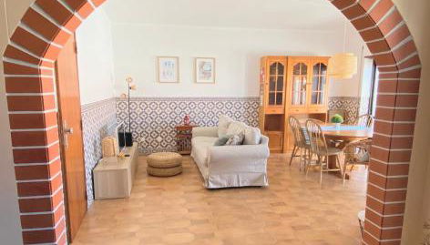 Family Apartment with Balcony, 5 min from the Beach - Foto 3