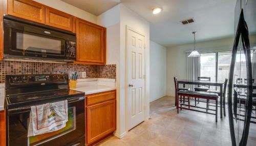 Private Yard and Patio Fort Worth Family Home - Foto 3