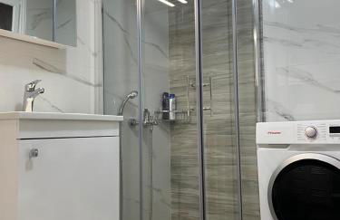 Peculiar Garden Apartment - Photo 33