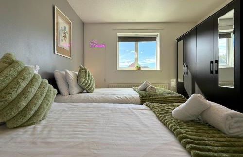 Beautiful 5-Bed East Sussex Home with Hot Tub - Foto 28