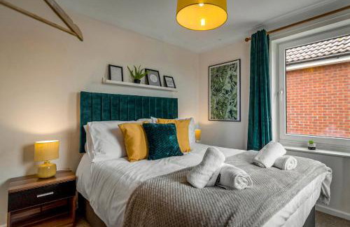 City and Airport - 2-Bed Contractor Base - Free Parking and Fast WiFi - Foto 3