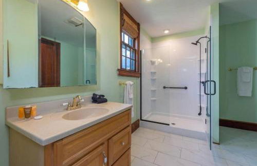 Historic House! 12 acres 6 Suites BBQ - Foto 14