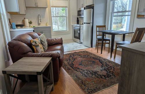 NEW! Renovated 2Br1Ba near NCSSM - Foto 12