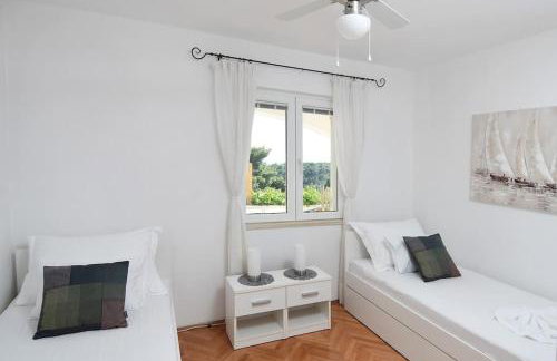 Wave n' Sea Apartment With a Private Pool - Foto 25