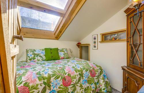 Mountain Chalet Getaway: Steps to Crystal River! - Foto 19