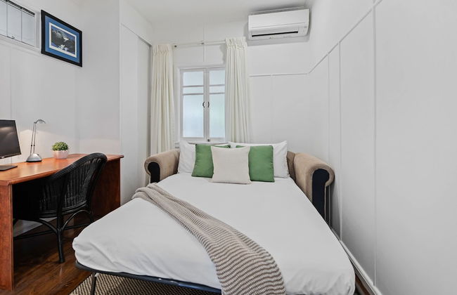 Crystal Cottage Cairns - Photo 35