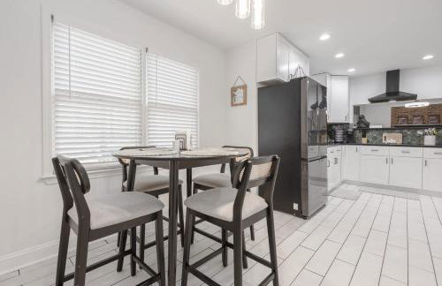 Big Modern Family Home On 1 Acre Land w Firepit & Grill - Foto 39