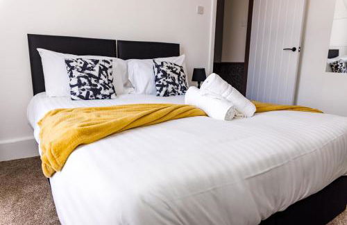 Spacious 4Bed Parking & Wi-Fi - Contractor Stays - Foto 68