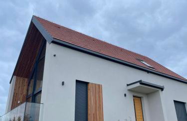 Rumiane pola - stodoła na Mazurach z widokiem na jezioro - Foto 40