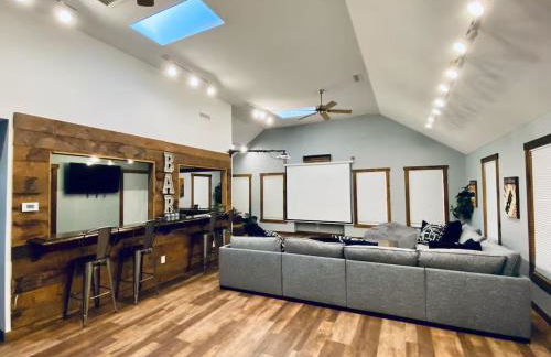 STUNNING RENOVATED 4BR House - Foto 24