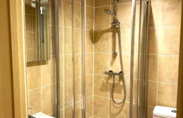 Spacious 2 BDR plus Large Living Dining Room with Workspace Executive Apartments at Prime Locations in Kensington and Chelsea - Foto 19