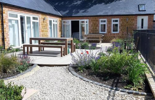 Bay Tree Cottage Accommodation - Photo 3