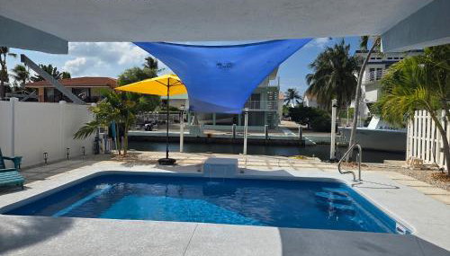Direct access Canal front with Pool 2 bed 2 bath - Foto 2
