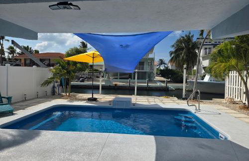 Direct access Canal front with Pool 2 bed 2 bath - Foto 2