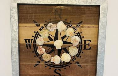 House of Shells, beautiful garden, fenced yard, dog friendly, fire pit! - Foto 11