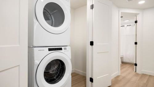 The Silo 6 - 1BD Modern Abode - Photo 2