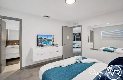 Modern condo wpool patio - Photo 8