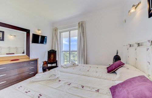 Apartamento Vila Sol com terraço e jacuzzi privad - Foto 14