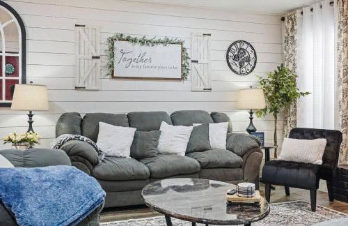 OU Hideaway Relaxing Hot Tub Pool Table - Foto 76