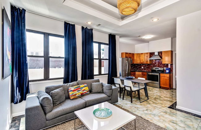 Retreat in a Stylish 2BD Apartment in the Heart of the City - Foto 9