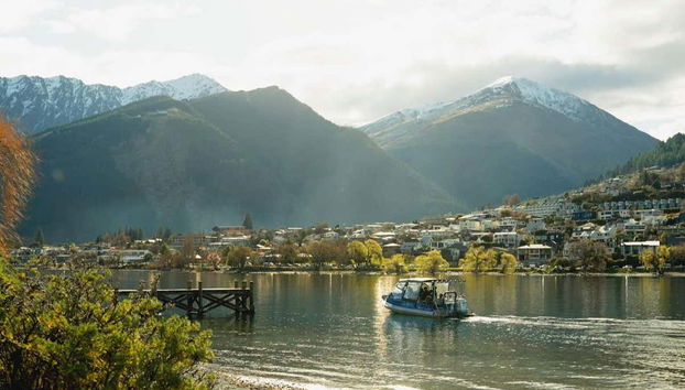 Sail on Lake Wakatipu