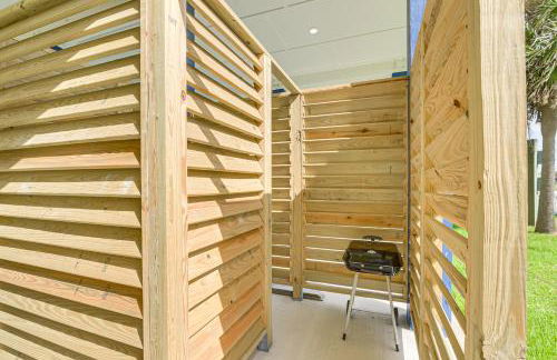 Group Getaway 1 Mi to Galveston Island State Park! - Photo 44