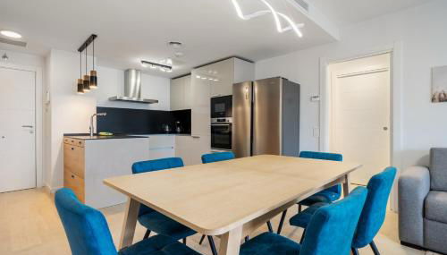 Magical 2BR Condo in the Heart of Cambrils - Photo 2