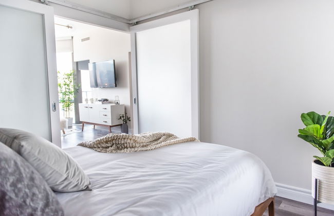 QuickStay Two-Bedroom Condo - Photo 19