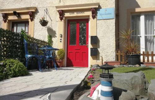 Llys Madoc, The Top Flat - Foto 1